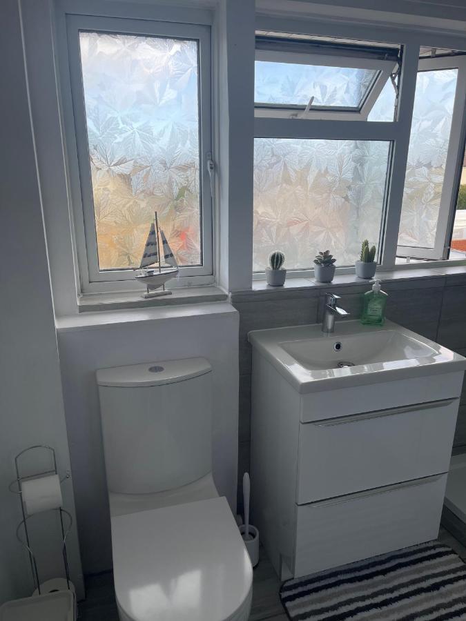 II Comfortable Room, Shared House Almondsbury Exterior foto